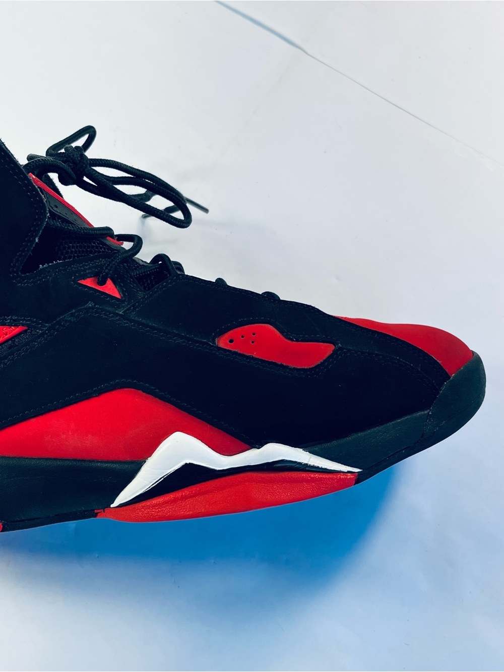 Nike Air Jordan True Flight #CU4933-001 Red Black Men’s Size:13 Basketball Shoes - Picture 11 of 15